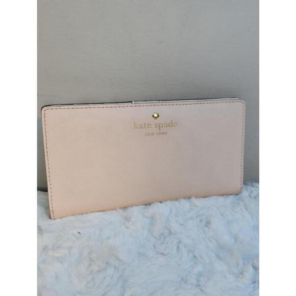 Kate Spade New York Staco Saffiano Leather Large Slum Bifold Blush
